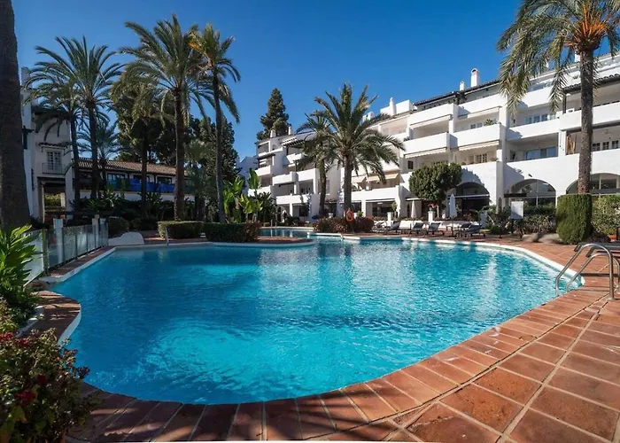 3 Bedroom Retreat Puente Appartement Marbellac