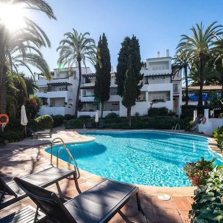 Appartement 3 Bedroom Retreat Puente