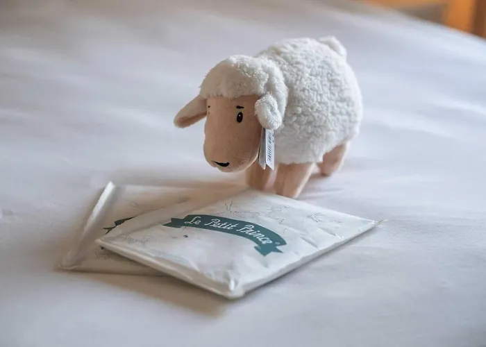 3 Bedroom Retreat Puente Apartment Marbella