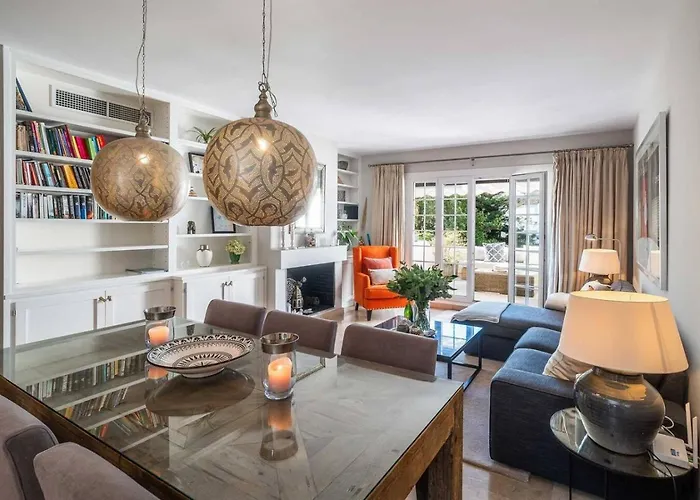 3 Bedroom Retreat Puente Марбелья